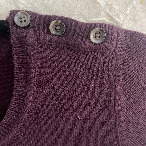 Gap Luxe Plum Sweater w/Shoulder Buttons M - Picture 5 of 11